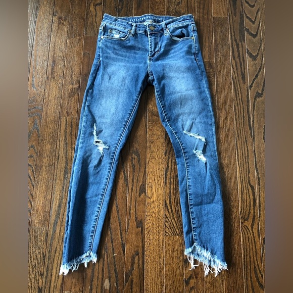 Articles of Society Women’s 25 Skinny Mid-Rise Distressed Raw Hem Vintage Jeans - Picture 2 of 12